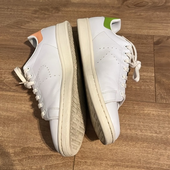 Adidas Men’s Disney x Stan Smith 'Miss Piggy & Kermit' Sneakers Size 11.5 - Picture 6 of 8